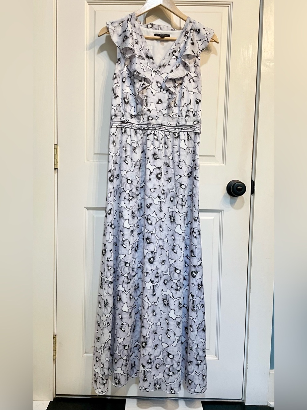 Banana Republic maxi dress lilac grey size 2